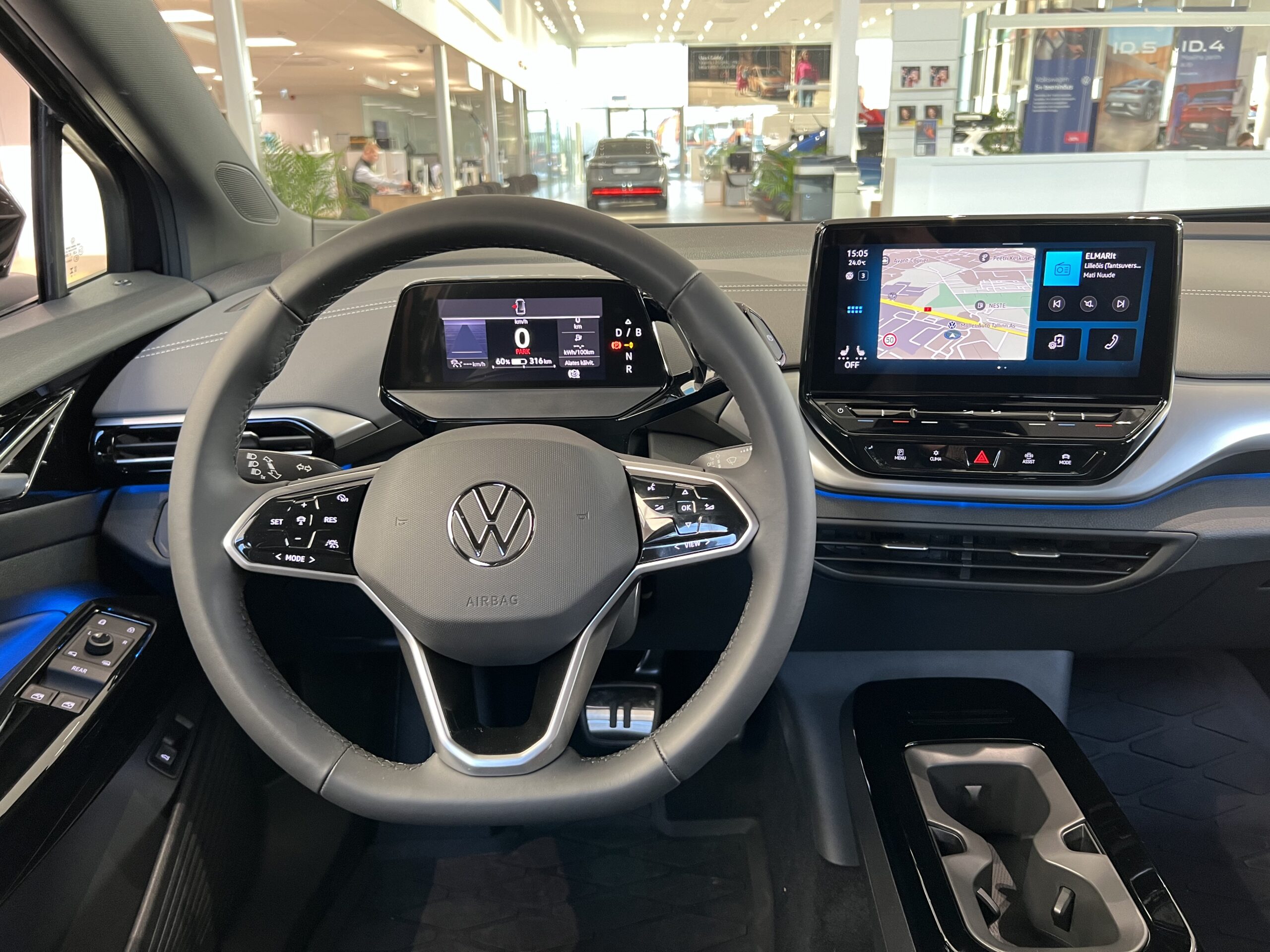 Volkswagen ID4 electric - Hertz Lease